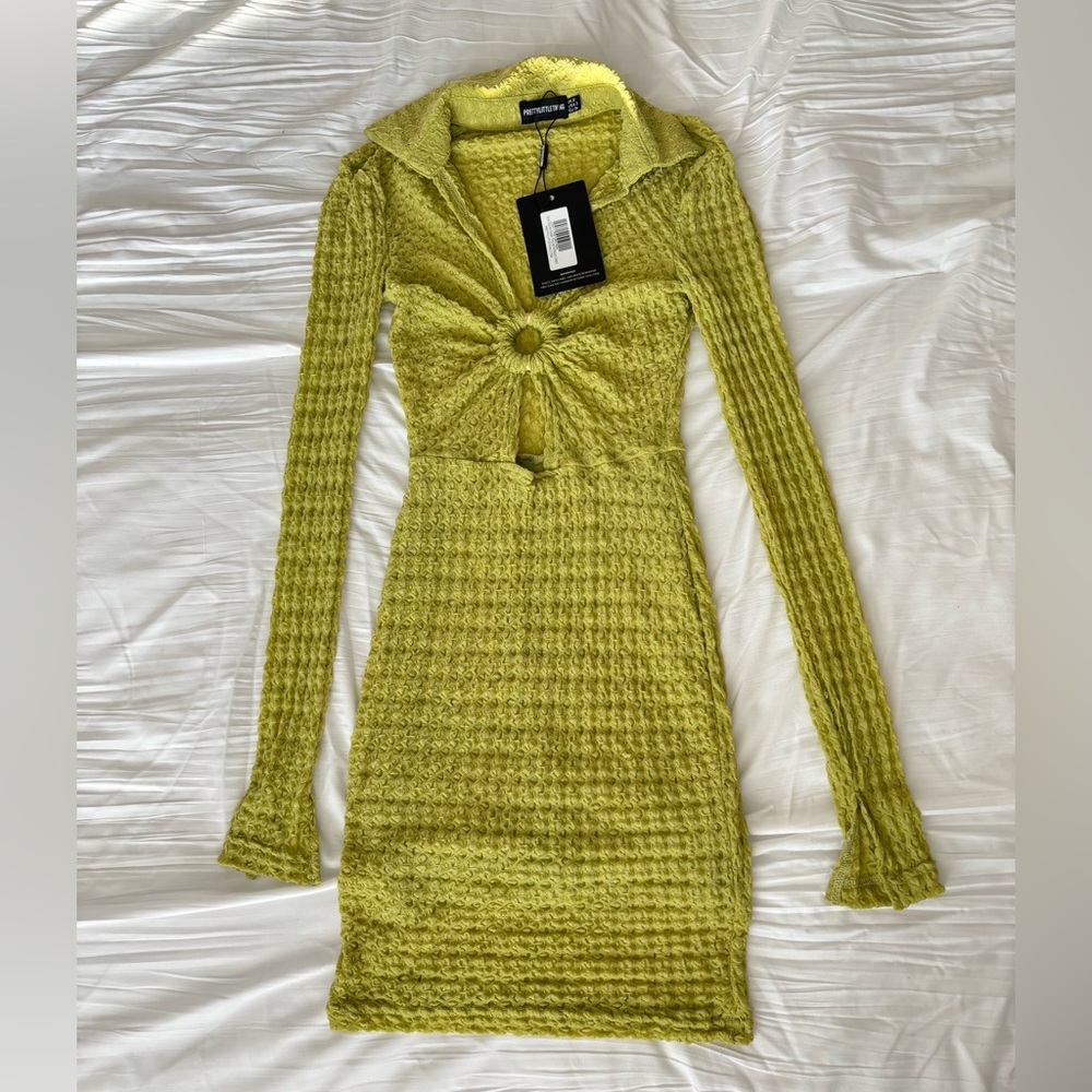PrettyLittleThing Lime Long Sleeve Dress